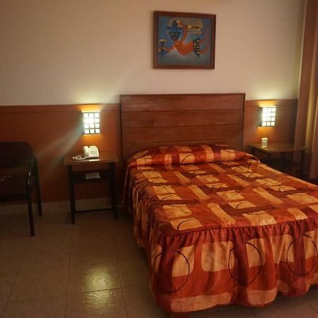 Hotel Santa Maria Lima Bagian luar foto