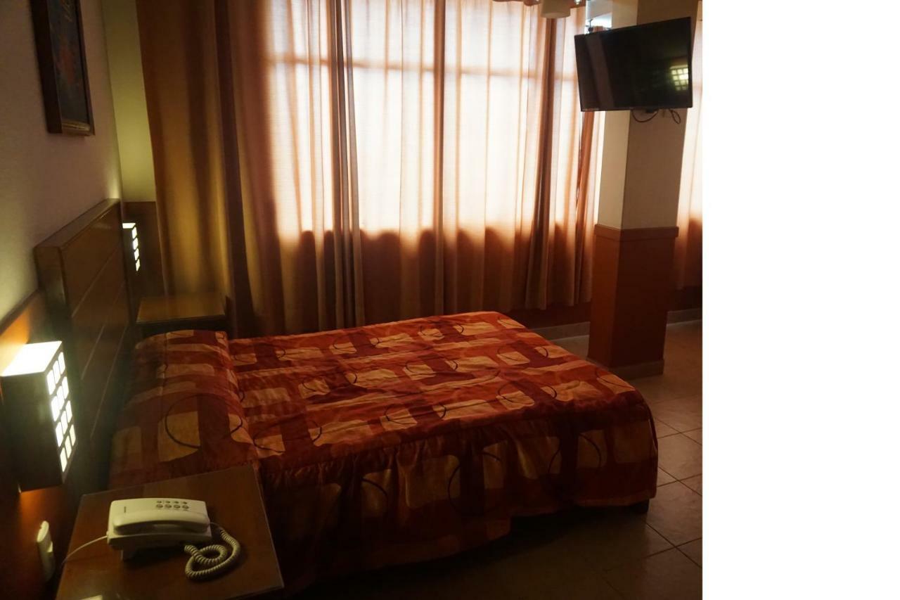 Hotel Santa Maria Lima Bagian luar foto