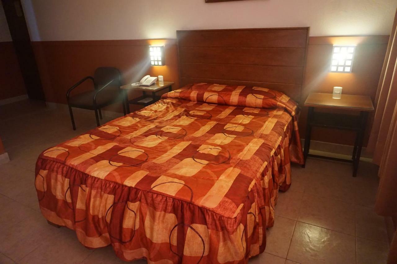 Hotel Santa Maria Lima Bagian luar foto